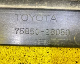Накладка на порог TOYOTA