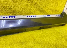 Накладка на порог TOYOTA ESQUIRE/NOAH/VOXY 2015/Цвет 220 7585028050 ZWR80/ZRR80W/ZRR80G/ZRR80/ZRR85G/ZRR85W/ZRR85/ZWR80G/ZWR80W 2ZRFXE, правая