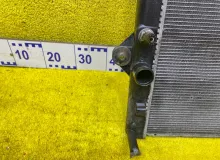 Радиатор основной TOYOTA FJ CRUISER 2011/Цвет 2KC 1640031461 GSJ15W/GSJ10W 1GRFE, передний