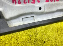 Накладка на крыло NISSAN SERENA 2016/Цвет QAB 631065TA0H GFC27 MR20DD, передняя правая