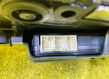 Доводчик двери TOYOTA NOAH/VOXY/ESQUIRE 2014/Цвет 1F7 8500528071 ZWR80G 2ZRFXE, задний правый
