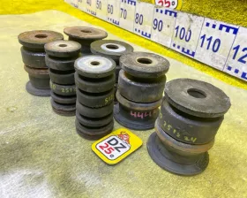 Подушка кузова TOYOTA