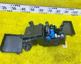 Блок предохранителей NISSAN
