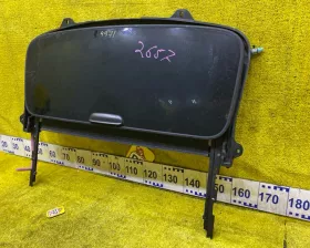 Люк Toyota