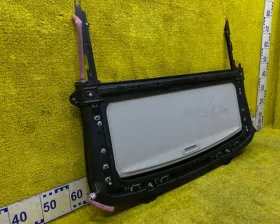 Люк Toyota