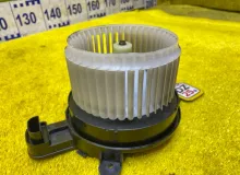 Мотор печки TOYOTA VOXY/NOAH/ESQUIRE/HARRIER/NX200/NX200T 2014 8710328120 ZWR80/ZWR80G/ZWR80W/ZRR80G/ZRR80W/ZRR80/ZRR85G/ZRR85W/ZRR85 2ZRFXE, передний