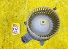 Мотор печки TOYOTA VOXY/NOAH/ESQUIRE/HARRIER/NX200/NX200T 2015 8710328120 ZWR80/ZRR80W/ZRR80G/ZRR80/ZRR85G/ZRR85W/ZRR85/ZWR80G/ZWR80W 2ZRFXE, передний