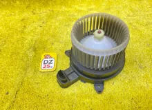 Мотор печки TOYOTA VOXY/NOAH/ESQUIRE/HARRIER/NX200/NX200T 2015 8710328120 ZWR80/ZRR80W/ZRR80G/ZRR80/ZRR85G/ZRR85W/ZRR85/ZWR80G/ZWR80W 2ZRFXE, передний
