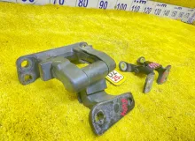 Петли двери багажника TOYOTA FJ CRUISER 2011/Цвет 2KC 6880160050 GSJ15W/GSJ10W 1GRFE, задние