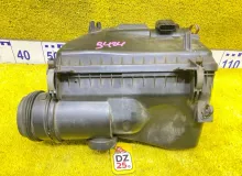 Корпус воздушного фильтра TOYOTA LAND CRUISER PRADO/HILUX SURF 2004 1770062140 VZJ120W/VZJ120/VZJ121W/VZJ121/VZJ125W/VZJ125/VZN210W/VZN210/VZN215W/VZN215 5VZFE, передний