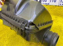 Корпус воздушного фильтра TOYOTA LAND CRUISER PRADO/HILUX SURF 2004 1770062140 VZJ120W/VZJ120/VZJ121W/VZJ121/VZJ125W/VZJ125/VZN210W/VZN210/VZN215W/VZN215 5VZFE, передний