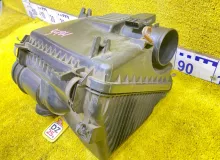 Корпус воздушного фильтра TOYOTA LAND CRUISER PRADO/HILUX SURF 2004 1770062140 VZJ120W/VZJ120/VZJ121W/VZJ121/VZJ125W/VZJ125/VZN210W/VZN210/VZN215W/VZN215 5VZFE, передний