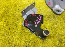 Ролик раздвижной двери NISSAN SERENA 2016/Цвет K23 824101VA2B GC27 MR20DD, задний правый