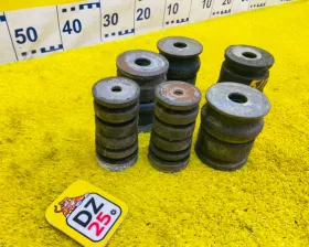 Подушка кузова TOYOTA