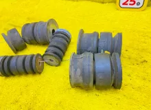 Подушка кузова TOYOTA LAND CRUISER PRADO 2005/Цвет 070 5220135100 VZJ120W/VZJ120/VZJ121W/VZJ121/VZJ125W/VZJ125/GRJ120W/GRJ120/GRJ121W/GRJ121/GRJ125W/KDJ125/LJ120/LJ125/RZJ120W/25W/KDJ120W/KDJ120/KDJ121W/KDJ121/RZJ120/RZJ125W/RZJ125/TRJ120W/TRJ120/TRJ125W/