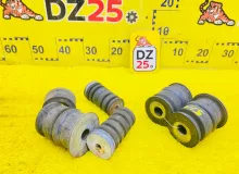 Подушка кузова TOYOTA LAND CRUISER PRADO 2005/Цвет 070 5220135100 VZJ120W/VZJ120/VZJ121W/VZJ121/VZJ125W/VZJ125/GRJ120W/GRJ120/GRJ121W/GRJ121/GRJ125W/KDJ125/LJ120/LJ125/RZJ120W/25W/KDJ120W/KDJ120/KDJ121W/KDJ121/RZJ120/RZJ125W/RZJ125/TRJ120W/TRJ120/TRJ125W/