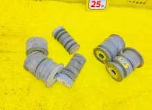 Подушка кузова TOYOTA LAND CRUISER PRADO 2005/Цвет 070 5220135100 VZJ120W/VZJ120/VZJ121W/VZJ121/VZJ125W/VZJ125/GRJ120W/GRJ120/GRJ121W/GRJ121/GRJ125W/KDJ125/LJ120/LJ125/RZJ120W/25W/KDJ120W/KDJ120/KDJ121W/KDJ121/RZJ120/RZJ125W/RZJ125/TRJ120W/TRJ120/TRJ125W/