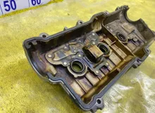 Клапанная крышка TOYOTA LAND CRUISER PRADO/HILUX SURF/4RUNNER/GRANVIA/GRAND HIACE/HILUX/TACOMA/TUNDRA 2005 1120162040 VZJ120W/VZJ120/VZJ121W/VZJ121/VZJ125W/VZJ125/VZN185L/VZN180L/VZN185W/VZN210W/VZN210/VZN215W/VZN215/VCH22K/VCH28K/VZN167R/VZN172R/VZJ90W/V
