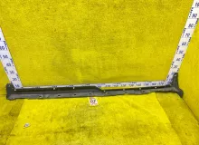 Накладка на порог TOYOTA ESQUIRE/NOAH/VOXY 2015/Цвет 220 7585028050 ZWR80/ZRR80W/ZRR80G/ZRR80/ZRR85G/ZRR85W/ZRR85/ZWR80G/ZWR80W 2ZRFXE, правая