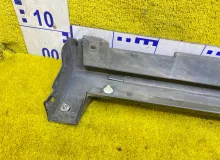 Накладка на порог TOYOTA ESQUIRE/NOAH/VOXY 2015/Цвет 220 7586028040 ZWR80/ZRR80W/ZRR80G/ZRR80/ZRR85G/ZRR85W/ZRR85/ZWR80G/ZWR80W 2ZRFXE, левая