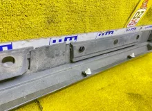 Накладка на порог TOYOTA ESQUIRE/NOAH/VOXY 2015/Цвет 220 7586028040 ZWR80/ZRR80W/ZRR80G/ZRR80/ZRR85G/ZRR85W/ZRR85/ZWR80G/ZWR80W 2ZRFXE, левая