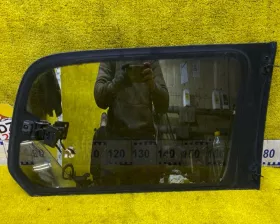 Стекло собачника TOYOTA