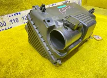 Корпус воздушного фильтра TOYOTA LAND CRUISER PRADO/HILUX SURF 2003 1770062140 VZJ120W/VZJ120/VZJ121W/VZJ121/VZJ125W/VZJ125/VZN210W/VZN210/VZN215W/VZN215 5VZFE, передний