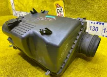Корпус воздушного фильтра TOYOTA LAND CRUISER PRADO/HILUX SURF 2003 1770062140 VZJ120W/VZJ120/VZJ121W/VZJ121/VZJ125W/VZJ125/VZN210W/VZN210/VZN215W/VZN215 5VZFE, передний