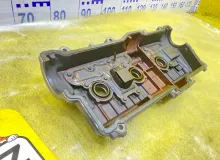Клапанная крышка TOYOTA LAND CRUISER PRADO/HILUX SURF/4RUNNER/GRANVIA/GRAND HIACE/HILUX/TACOMA/TUNDRA 2004 1120162040 VZJ120W/VZJ120/VZJ121W/VZJ121/VZJ125W/VZJ125/VZN185L/VZN180L/VZN185W/VZN210W/VZN210/VZN215W/VZN215/VCH22K/VCH28K/VZN167R/VZN172R/VZJ90W/V