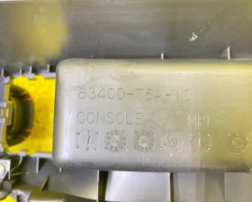Бардачок между сиденьями HONDA
