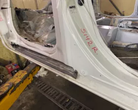 Порог кузова TOYOTA