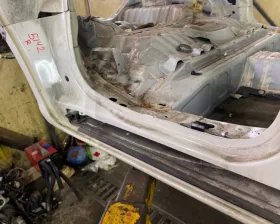 Порог кузова TOYOTA