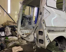 Крыло заднее TOYOTA