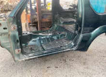 Порог кузова SUZUKI JIMNY 1997/Цвет Z2T 6451181A01P41 JB33W/JB43W G13B, передний левый