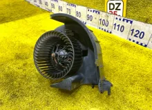 Мотор печки BMW X5/X6 2008 64119246836 E70/E71/E72 N52B30AF, передний