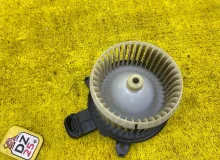 Мотор печки TOYOTA VOXY/NOAH/ESQUIRE/HARRIER/NX200/NX200T 2014/Цвет 202 8710328120 ZWR80/ZRR80W/ZRR80G/ZRR80/ZRR85G/ZRR85W/ZRR85/ZWR80G/ZWR80W 3ZRFAE, передний