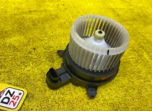 Мотор печки TOYOTA VOXY/NOAH/ESQUIRE/HARRIER/NX200/NX200T 2014/Цвет 202 8710328120 ZWR80/ZRR80W/ZRR80G/ZRR80/ZRR85G/ZRR85W/ZRR85/ZWR80G/ZWR80W 3ZRFAE, передний