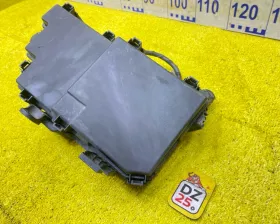 Блок предохранителей NISSAN
