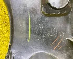 Консоль магнитофона Toyota