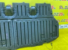 Пол багажника пластик TOYOTA NOAH/VOXY/ESQUIRE 2014/Цвет 1F7 5841028100 ZWR80G/ZWR80W/ZWR80 2ZRFXE, задний