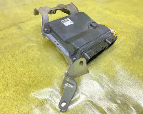 Блок управления двс Toyota