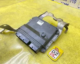 Блок управления двс Toyota