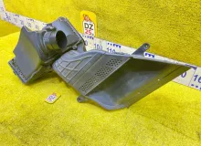Корпус воздушного фильтра AUDI A4 2008/Цвет Белый 8R0133843 8K2/8K5 CDHB, передний