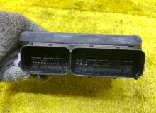 Блок управления двс AUDI A4 2008/Цвет Белый 8K1907115M 8K2/8K5 CDHB, передний