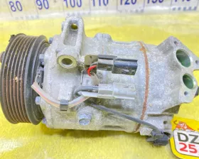 Компрессор кондиционера NISSAN