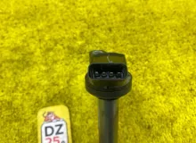 Катушка зажигания TOYOTA NOAH/VOXY/ESQUIRE/WISH/AVENSIS 2014/Цвет 221 9091902258 ZRR85G/ZRR85W/ZGE25W/ZGE25G/ZGE25/ZGE20/ZGE20G/ZRT272W/ZRT272/ZRT270/ZRT271/ZRR75G/ZRR75W/ZVW30 3ZRFAE, передняя