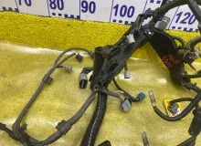 Коса двс TOYOTA VOXY/NOAH/ESQUIRE 2014/Цвет 221 8212128B40 ZRR85G/ZRR85W/ZRR85/ZRR80G/ZRR80/ZRR80W 3ZRFAE, передняя