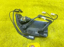 Разъем USB Mercedes-Benz SLK-CLASS 2012 A1728210211 R172.447 M271DE18AL, передний