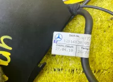 Разъем USB Mercedes-Benz SLK-CLASS 2012 A1728210211 R172.447 M271DE18AL, передний