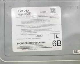 Магнитофон TOYOTA